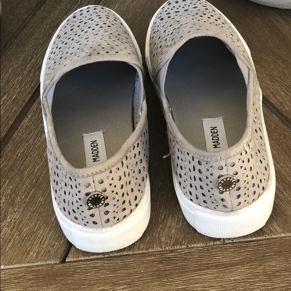 (Sold) Steve Madden Odonna Slip On Sneakers Grey - Picture 7 of 8